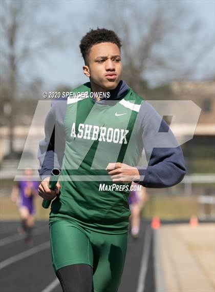 Thumbnail 3 in Trojan Relays Preseason Invitational photogallery.