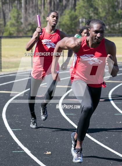 Thumbnail 1 in Trojan Relays Preseason Invitational photogallery.