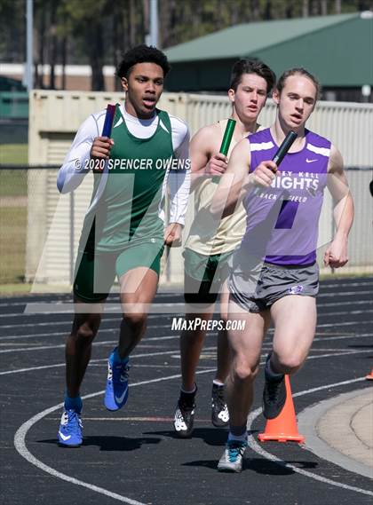 Thumbnail 2 in Trojan Relays Preseason Invitational photogallery.