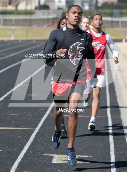 Thumbnail 1 in Trojan Relays Preseason Invitational photogallery.