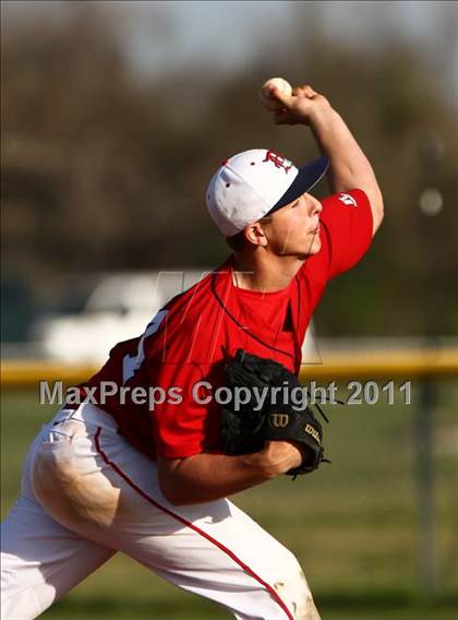 Thumbnail 2 in Baytown Christian vs Dawson [Glenda] (Goose Creek Memorial Tournament) photogallery.