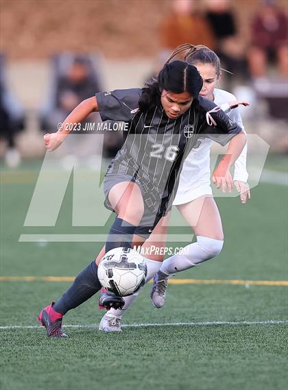 Thumbnail 3 in Archbishop Mitty vs. Monte Vista photogallery.