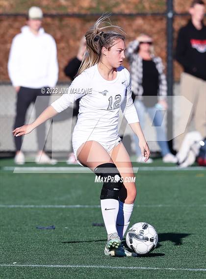 Thumbnail 3 in Archbishop Mitty vs. Monte Vista photogallery.