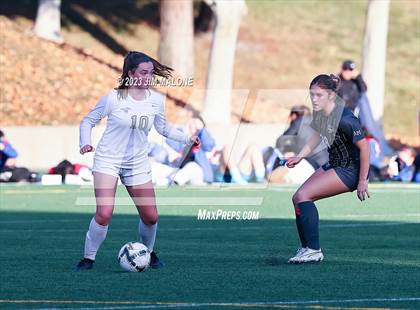 Thumbnail 2 in Archbishop Mitty vs. Monte Vista photogallery.