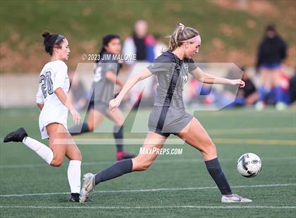 Thumbnail 3 in Archbishop Mitty vs. Monte Vista photogallery.