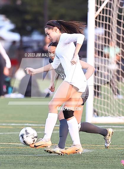 Thumbnail 3 in Archbishop Mitty vs. Monte Vista photogallery.