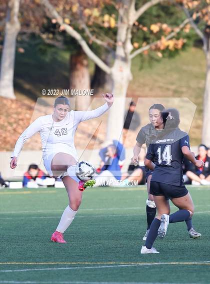 Thumbnail 2 in Archbishop Mitty vs. Monte Vista photogallery.