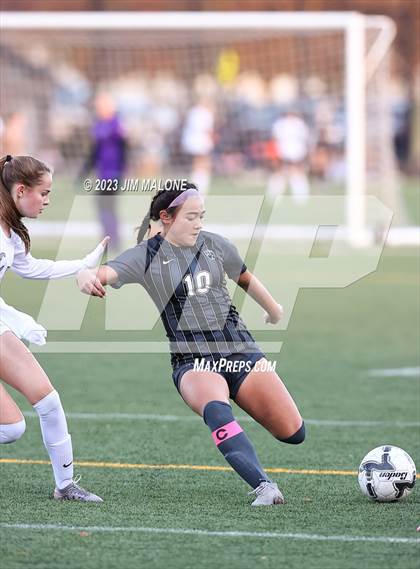 Thumbnail 1 in Archbishop Mitty vs. Monte Vista photogallery.