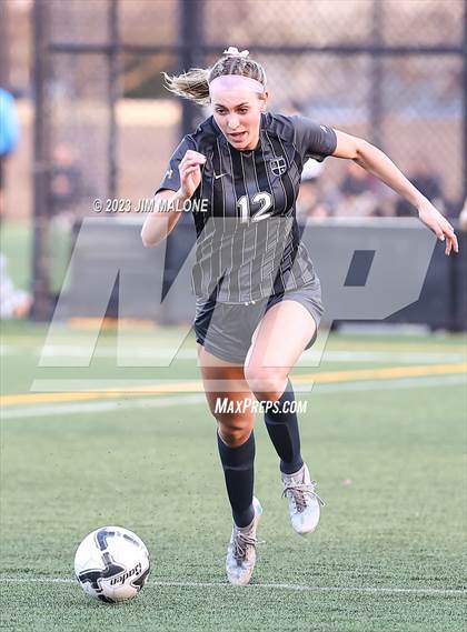 Thumbnail 2 in Archbishop Mitty vs. Monte Vista photogallery.