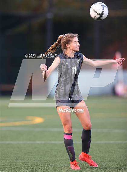 Thumbnail 3 in Archbishop Mitty vs. Monte Vista photogallery.
