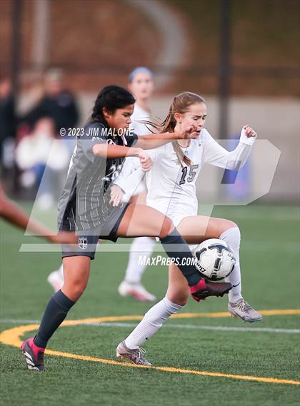 Thumbnail 3 in Archbishop Mitty vs. Monte Vista photogallery.