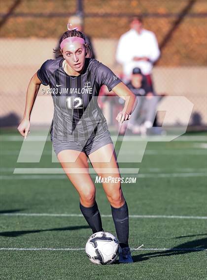 Thumbnail 3 in Archbishop Mitty vs. Monte Vista photogallery.