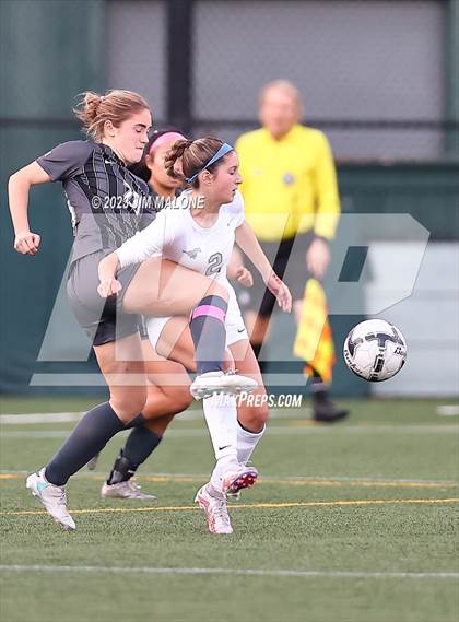 Thumbnail 2 in Archbishop Mitty vs. Monte Vista photogallery.