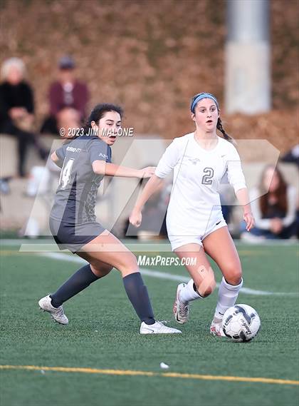 Thumbnail 3 in Archbishop Mitty vs. Monte Vista photogallery.