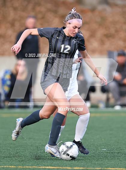 Thumbnail 2 in Archbishop Mitty vs. Monte Vista photogallery.