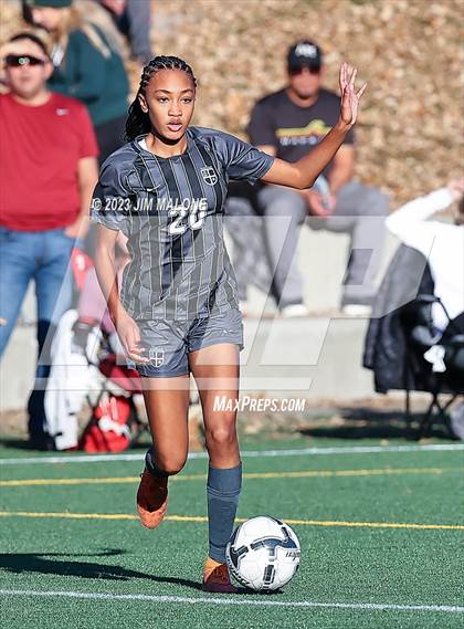 Thumbnail 3 in Archbishop Mitty vs. Monte Vista photogallery.