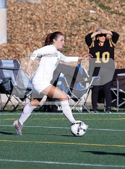 Thumbnail 1 in Archbishop Mitty vs. Monte Vista photogallery.