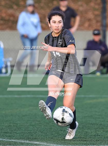 Thumbnail 2 in Archbishop Mitty vs. Monte Vista photogallery.