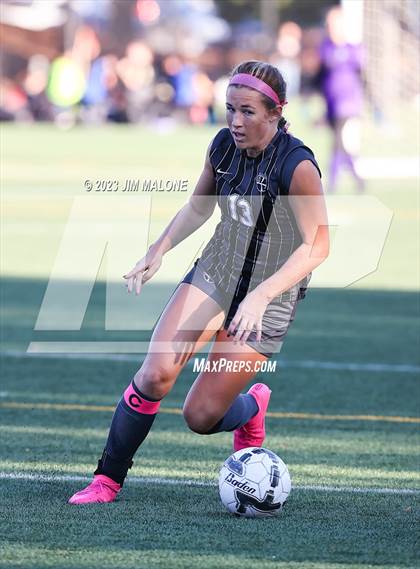 Thumbnail 3 in Archbishop Mitty vs. Monte Vista photogallery.