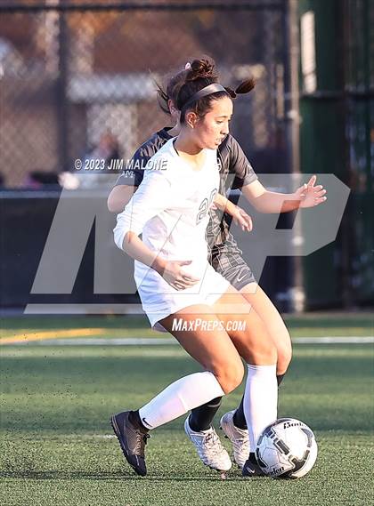 Thumbnail 2 in Archbishop Mitty vs. Monte Vista photogallery.