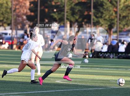 Thumbnail 3 in Archbishop Mitty vs. Monte Vista photogallery.