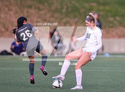 Thumbnail 2 in Archbishop Mitty vs. Monte Vista photogallery.