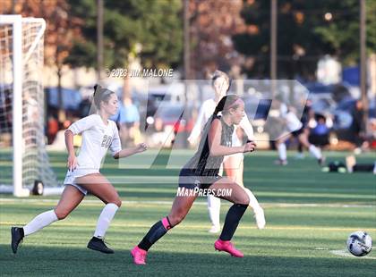 Thumbnail 2 in Archbishop Mitty vs. Monte Vista photogallery.