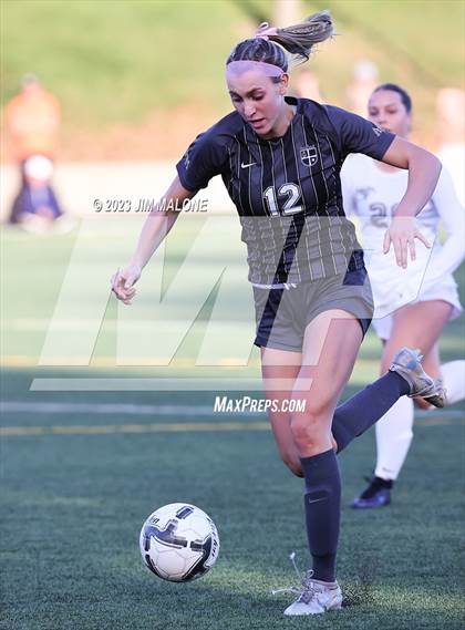 Thumbnail 1 in Archbishop Mitty vs. Monte Vista photogallery.