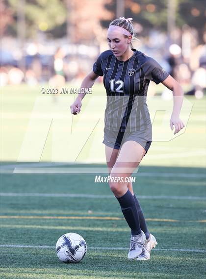 Thumbnail 2 in Archbishop Mitty vs. Monte Vista photogallery.