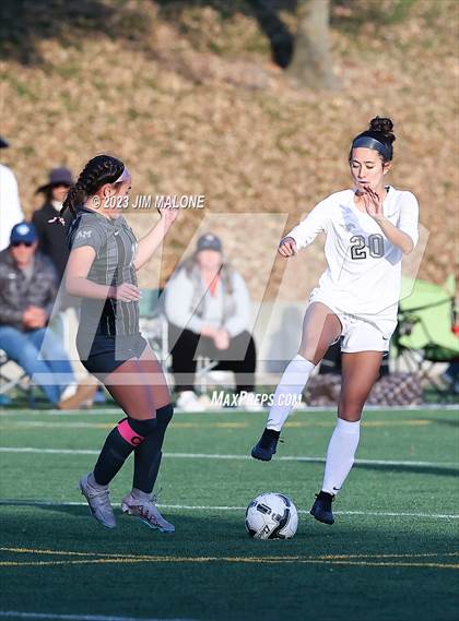 Thumbnail 3 in Archbishop Mitty vs. Monte Vista photogallery.