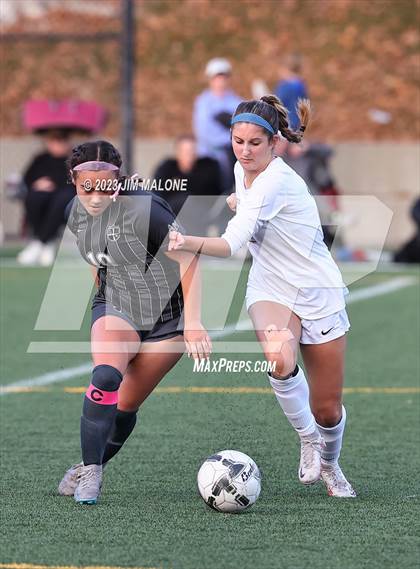Thumbnail 1 in Archbishop Mitty vs. Monte Vista photogallery.