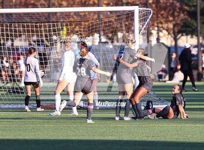 Thumbnail 3 in Archbishop Mitty vs. Monte Vista photogallery.