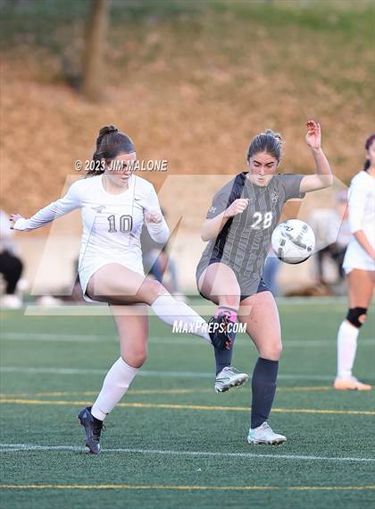 Thumbnail 1 in Archbishop Mitty vs. Monte Vista photogallery.