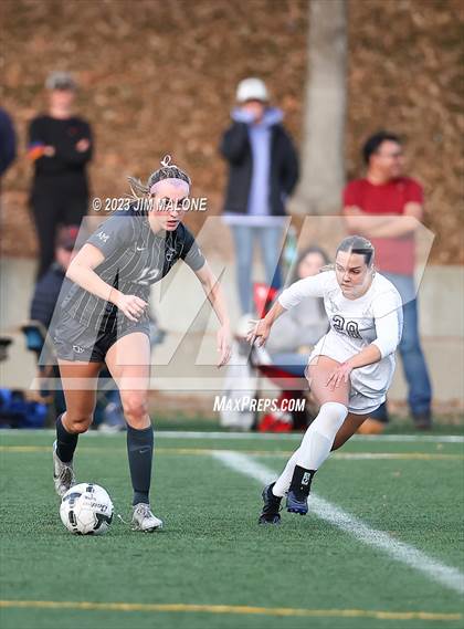 Thumbnail 2 in Archbishop Mitty vs. Monte Vista photogallery.