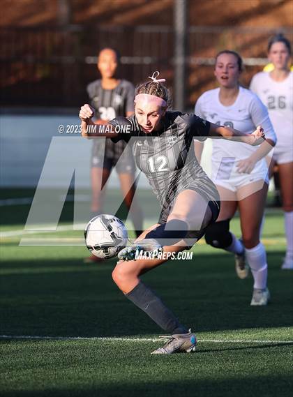 Thumbnail 2 in Archbishop Mitty vs. Monte Vista photogallery.