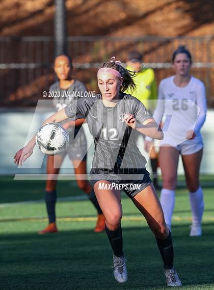 Thumbnail 3 in Archbishop Mitty vs. Monte Vista photogallery.