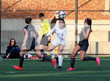 Thumbnail 1 in Archbishop Mitty vs. Monte Vista photogallery.