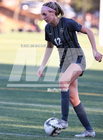 Thumbnail 2 in Archbishop Mitty vs. Monte Vista photogallery.