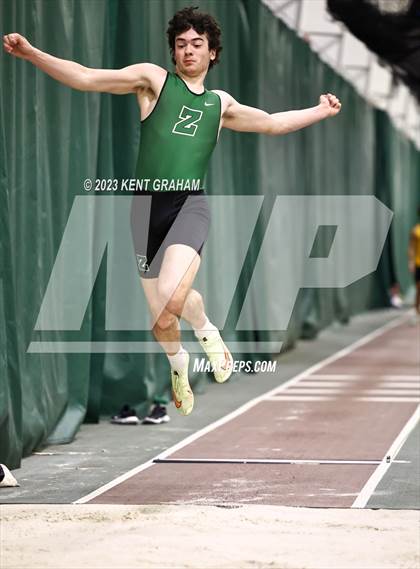 Thumbnail 3 in Hoosier Crossroads Conference Indoor Invitational photogallery.