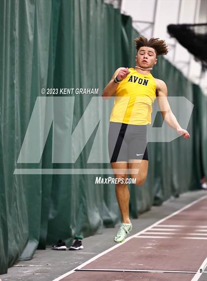 Thumbnail 2 in Hoosier Crossroads Conference Indoor Invitational photogallery.