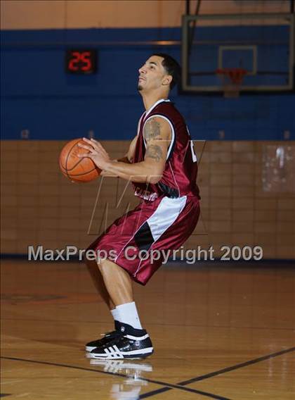 Thumbnail 1 in Bayside vs Leadership Prep (Queens Jam Christmas Classic) photogallery.