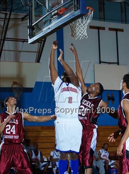 Thumbnail 2 in Bayside vs Leadership Prep (Queens Jam Christmas Classic) photogallery.