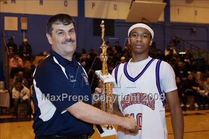 Thumbnail 2 in Bayside vs Leadership Prep (Queens Jam Christmas Classic) photogallery.