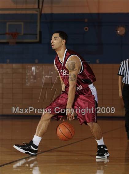 Thumbnail 3 in Bayside vs Leadership Prep (Queens Jam Christmas Classic) photogallery.