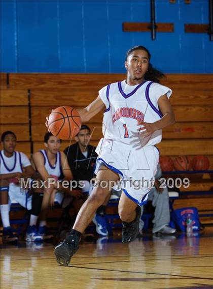 Thumbnail 3 in Bayside vs Leadership Prep (Queens Jam Christmas Classic) photogallery.