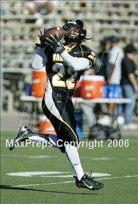 Thumbnail 1 in Palo Verde Valley vs. El Capitan (SD Kickoff Classic) photogallery.