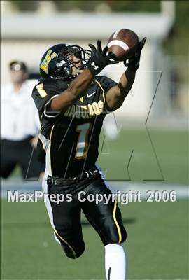 Thumbnail 3 in Palo Verde Valley vs. El Capitan (SD Kickoff Classic) photogallery.