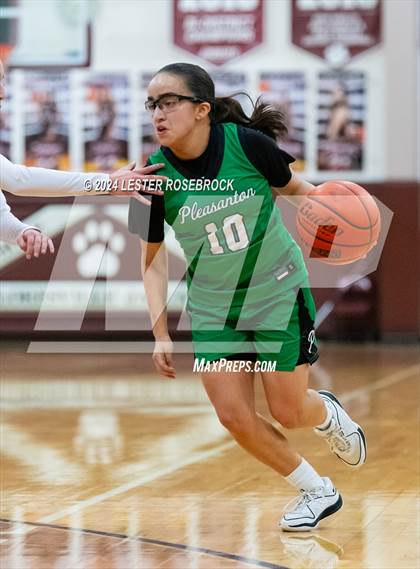 Thumbnail 1 in Pleasanton @ Floresville photogallery.