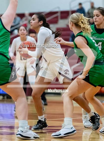 Thumbnail 3 in Pleasanton @ Floresville photogallery.