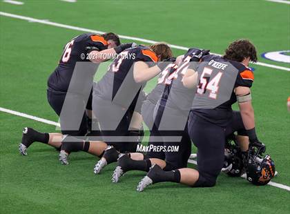 Thumbnail 3 in Aledo vs. Crosby (UIL Class 5A Division II Final) photogallery.